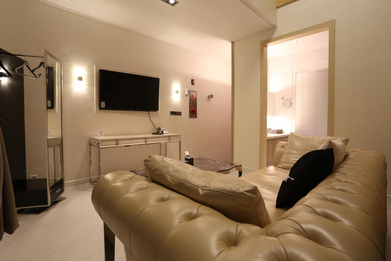 Hotel Rafine Gangneung Extérieur photo