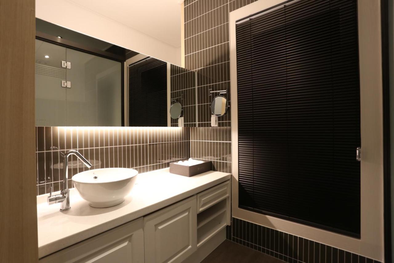 Hotel Rafine Gangneung Extérieur photo